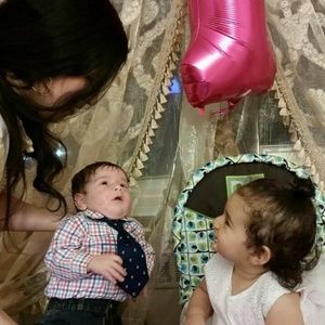 Meet your Posher, Najoua